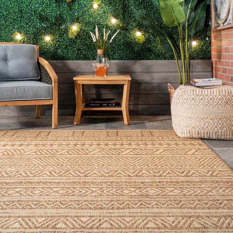 Zac Geometric Indoor/Outdoor Area Rug for Living Room Patio Deck Front Porch Kitchen, Brown/Ivory