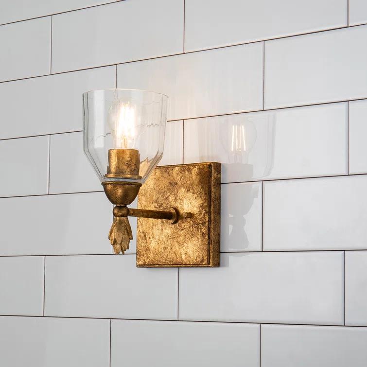 Lucas McKearn Felice 1-light Flame-shaped Bath Vanity Light in Antique Gold