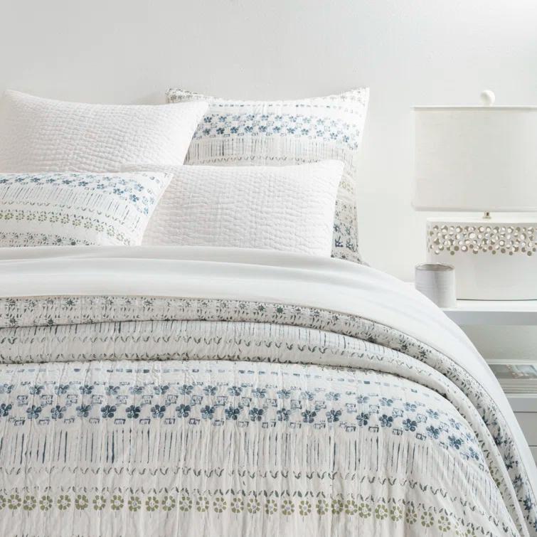 Hawthorn Coverlet