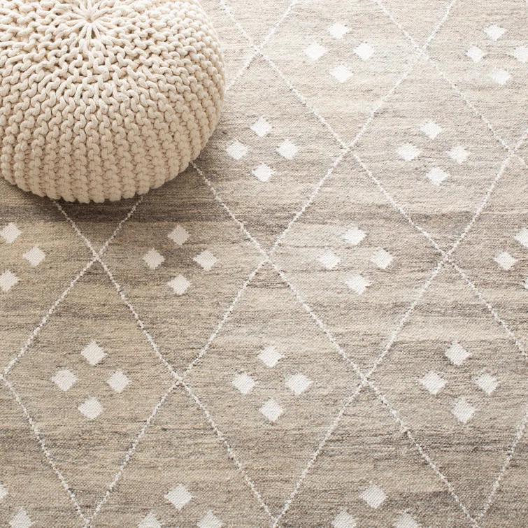Natural Kilim Hand Woven Wool/Viscose/Cotton Geometric Rug in Natural Beige/Ivory