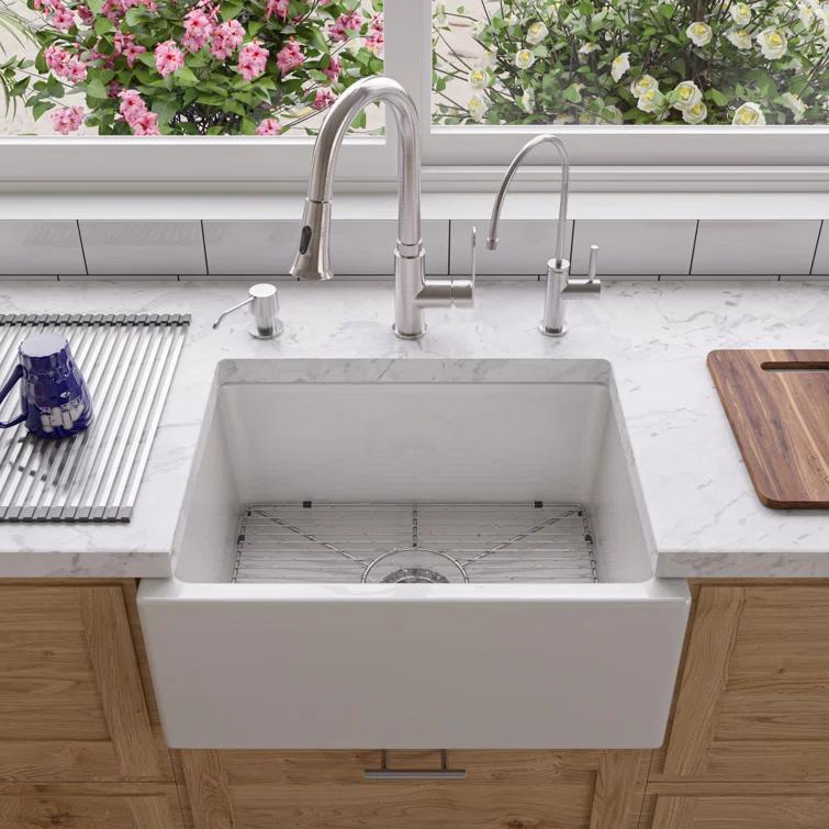 23.63'' L Farmhouse / Apron Single Bowl Fireclay Kitchen Sink