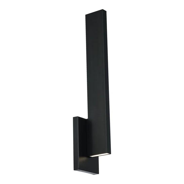 Mako LED Wall Light
