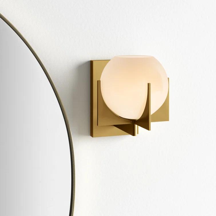 Sadaris 1 - Light Dimmable Armed Sconce