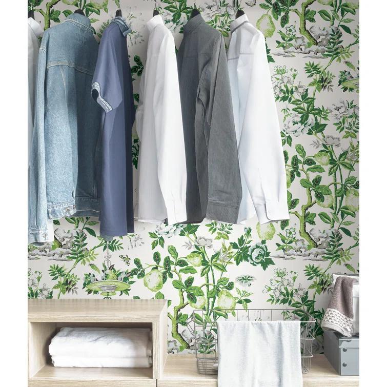 Peel & Stick Floral Roll