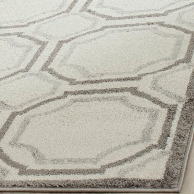 Amherst Performance Geometric Rug