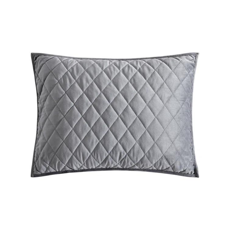 Vera Wang- King Quilt Set, Super Soft Bedding Set with Matching Shams, Modern Room Essentials (Diamond Black, King)