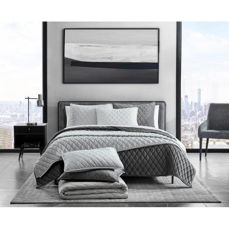Vera Wang- King Quilt Set, Super Soft Bedding Set with Matching Shams, Modern Room Essentials (Diamond Black, King)