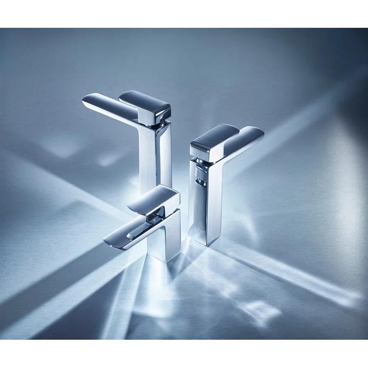G Series Single Hole Bathroom Faucet with Drain Assembly