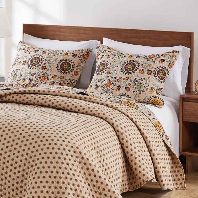 Andorra Medallion Cotton Reversible Quilt Set