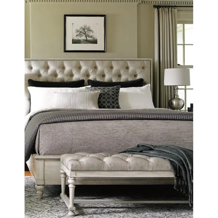 Lexington Oyster Bay Bellport Leather Bed Bench