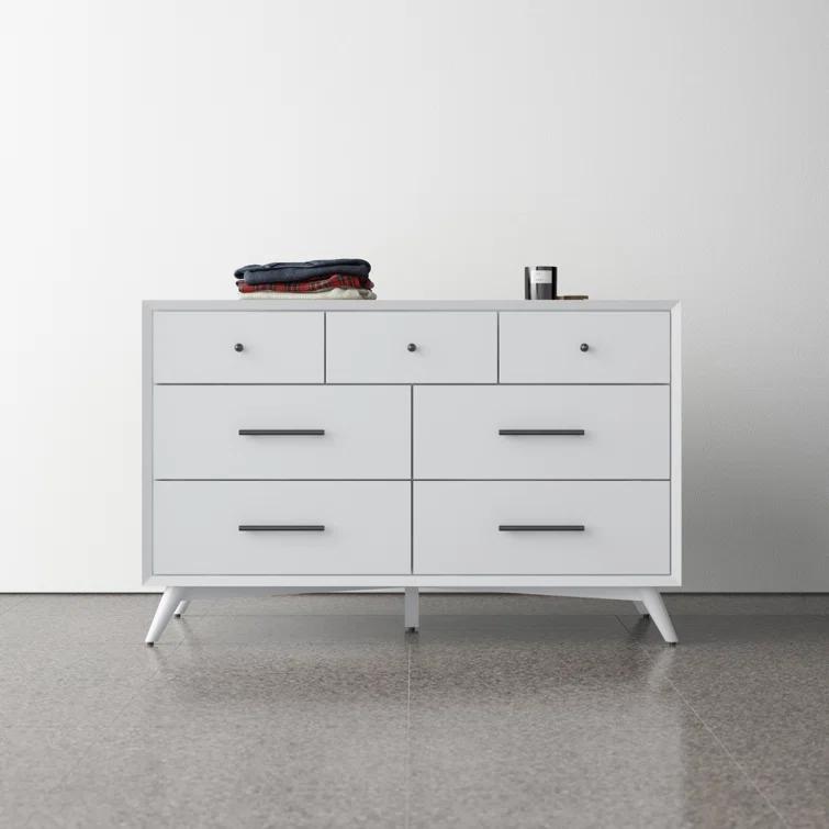 Williams 7-Drawer Dresser