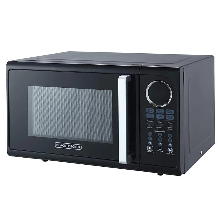 Black+Decker 0.9 Cubic Feet 900 Watt Countertop Microwave