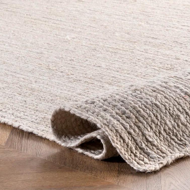 Cruise Handmade Braided Jute Area Rug in Off White