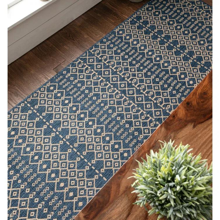 Marshanna Nord Trellis Blue Indoor/Outdoor Flat-Weave Area Rug