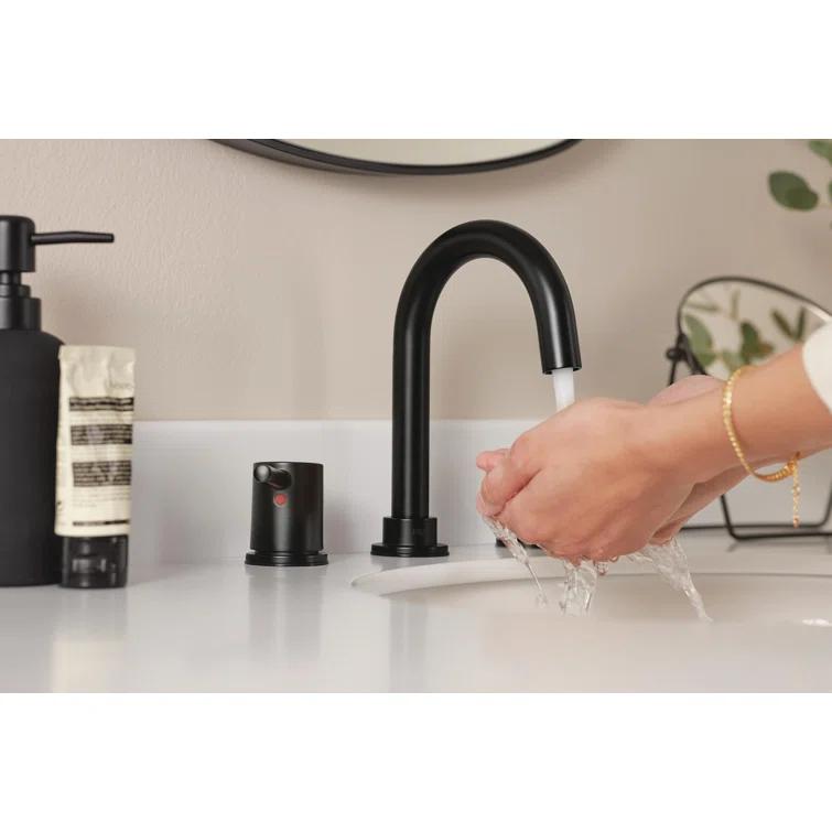 Precept Widespread 2-handle Bathroom Faucet with Drain Assembly