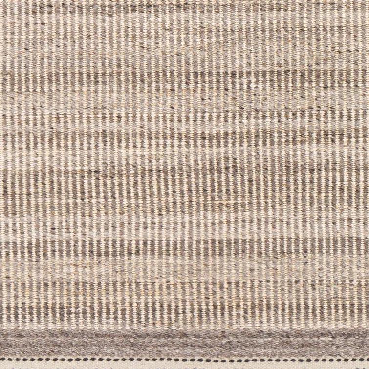 Lessie Rug