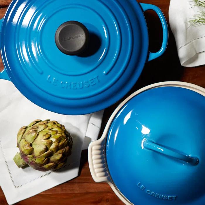 Le Creuset ® Signature 7.25-Qt. Caribbean Blue Enameled Cast Iron Dutch Oven