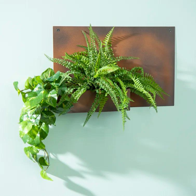 Kaiser Rust Finish Metal Indoor/Outdoor Wall Planter