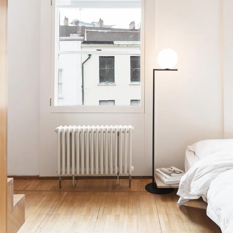 IC Task Floor Lamp