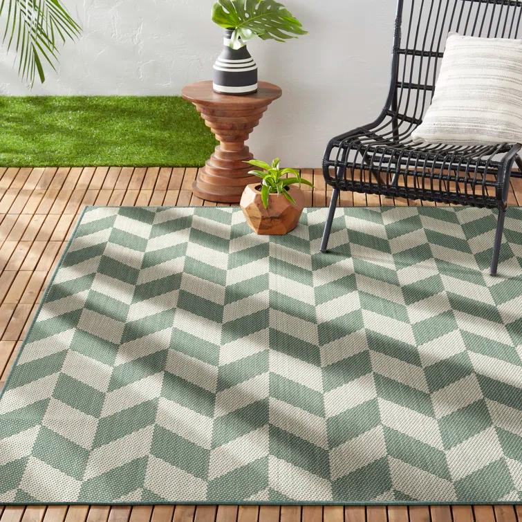 NICOLE MILLER NEW YORK Patio Country Calla Herringbone Indoor/Outdoor Area Rug, Beige/Green