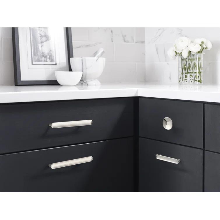 Oversized Concentric 1 9/16" Diameter Round Knob