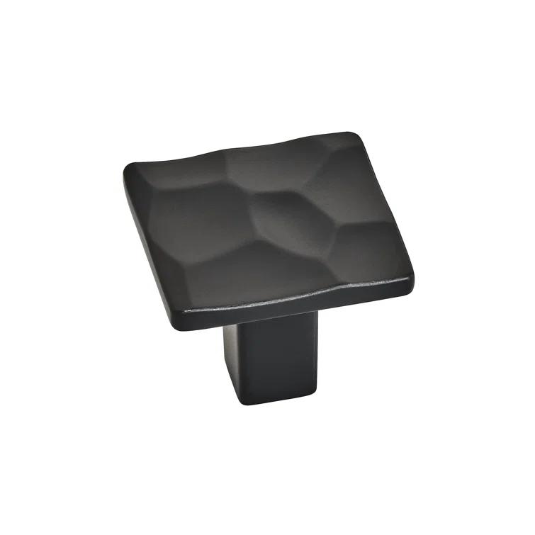 Kamari 1 3/16" Length Square Knob