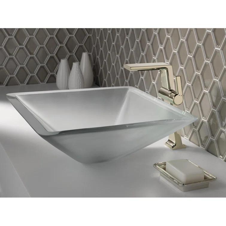 Pivotal Single Hole Bathroom Faucet with Drain Assembly and Diamond™ Seal Technology