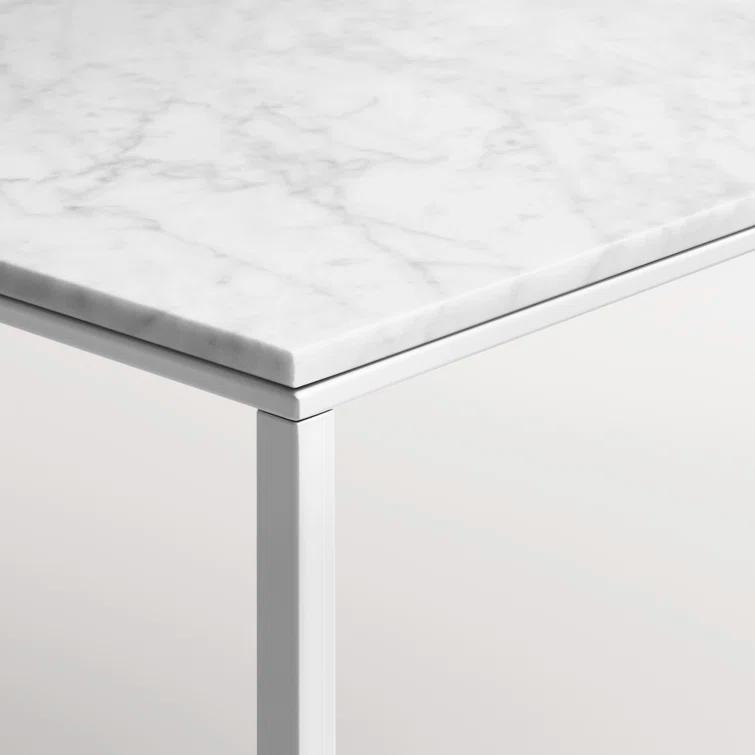 Minimalista Coffee Table