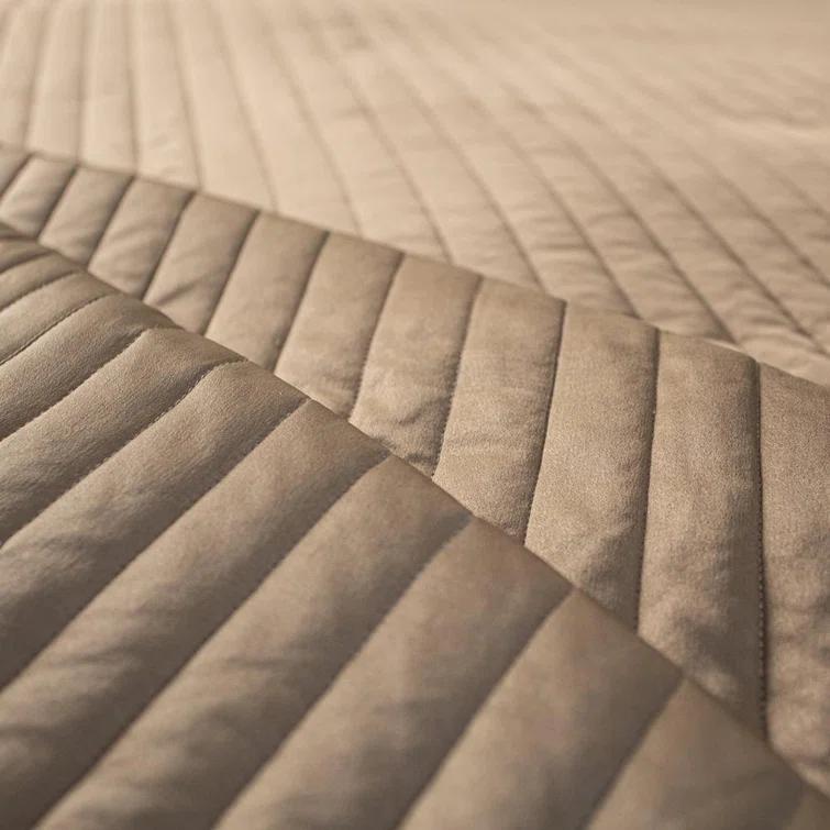 Quilted Silk Channel Coverlet