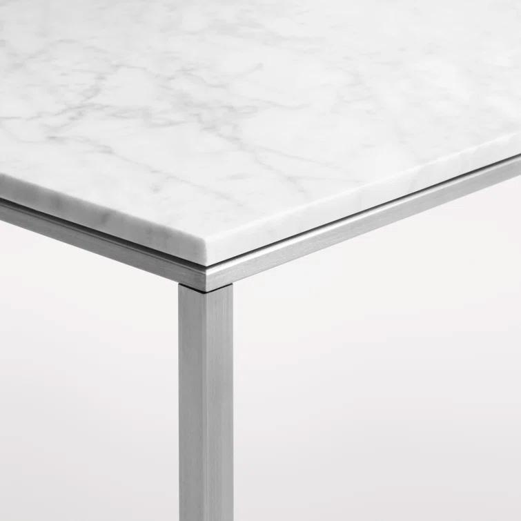 Minimalista Coffee Table