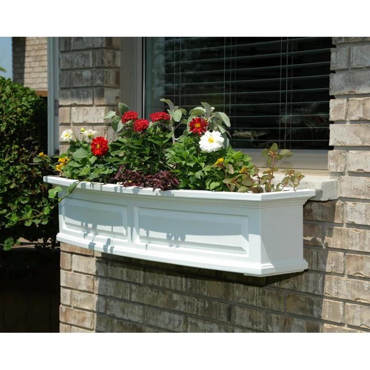 Nantucket Resin Window Box with Water Reservoir
