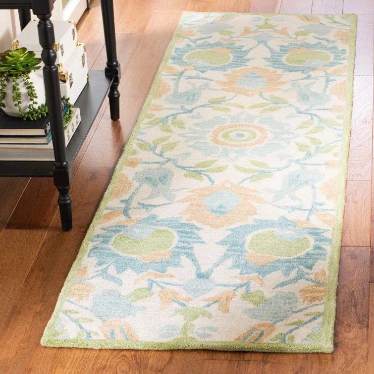 Safavieh Antiquity Hand Tufted Wool Floral Rug