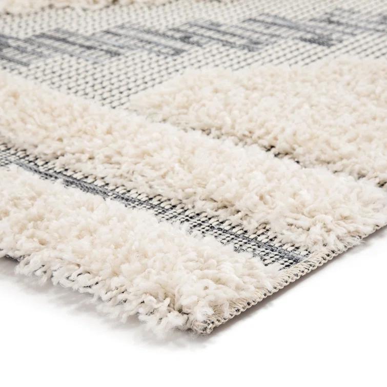 Versatile Gray Geometric Flatwoven Synthetic Rug 7'10"x10'10"