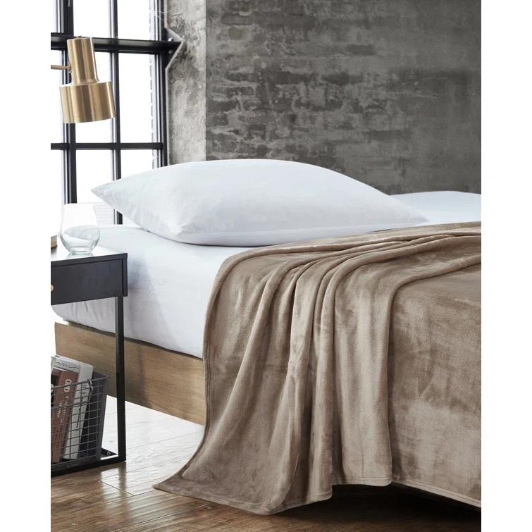 Kenneth Cole Reaction Ultra Soft Fleece Blanket