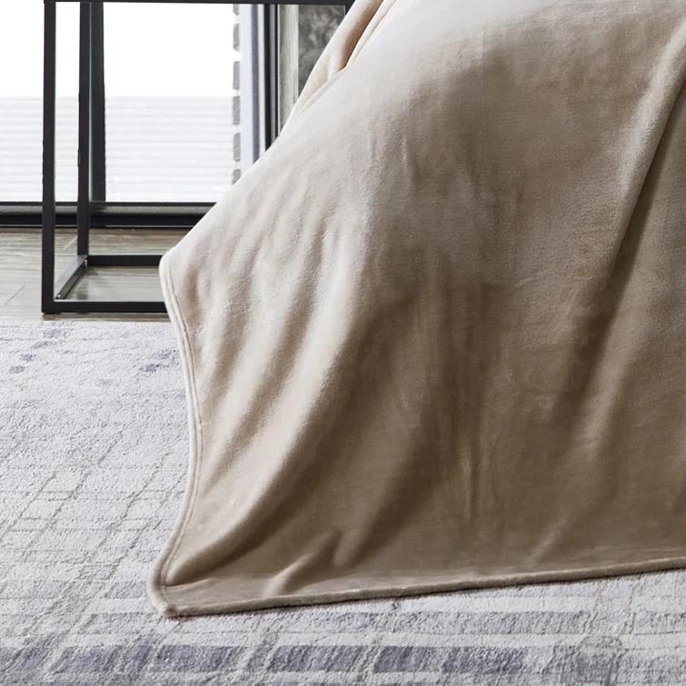 Kenneth Cole Reaction Ultra Soft Fleece Blanket