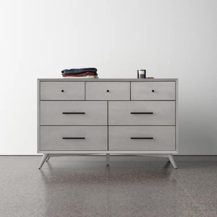 Williams 7-Drawer Dresser