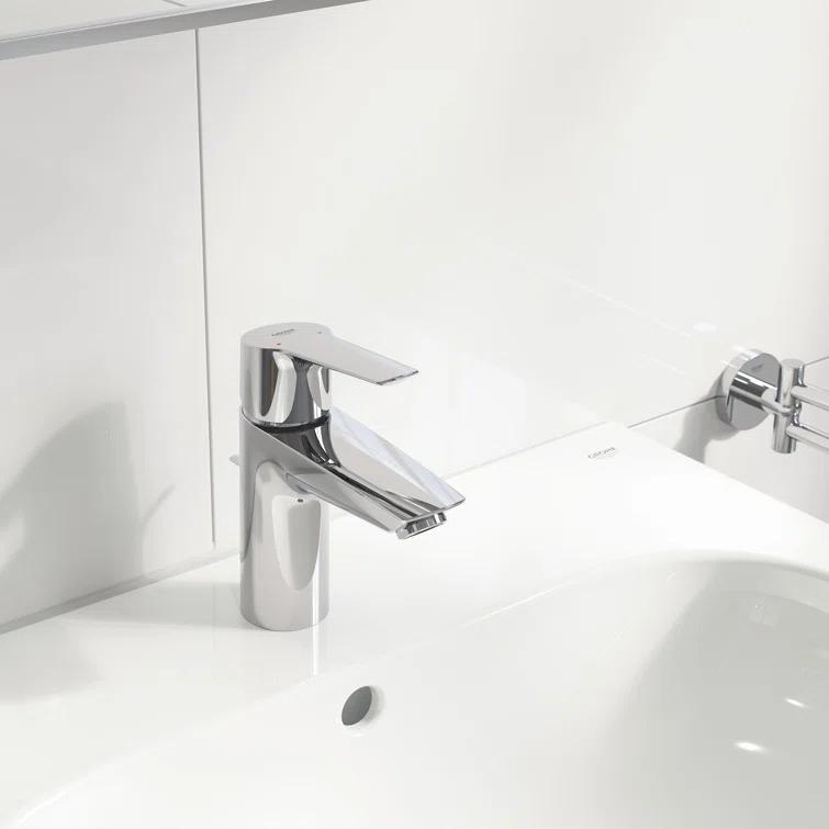 Eurosmart® Single Hole Bathroom Faucet