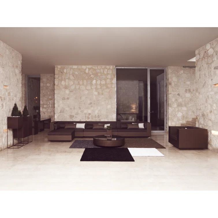 Vela - Resin Lounge Chair - Basic