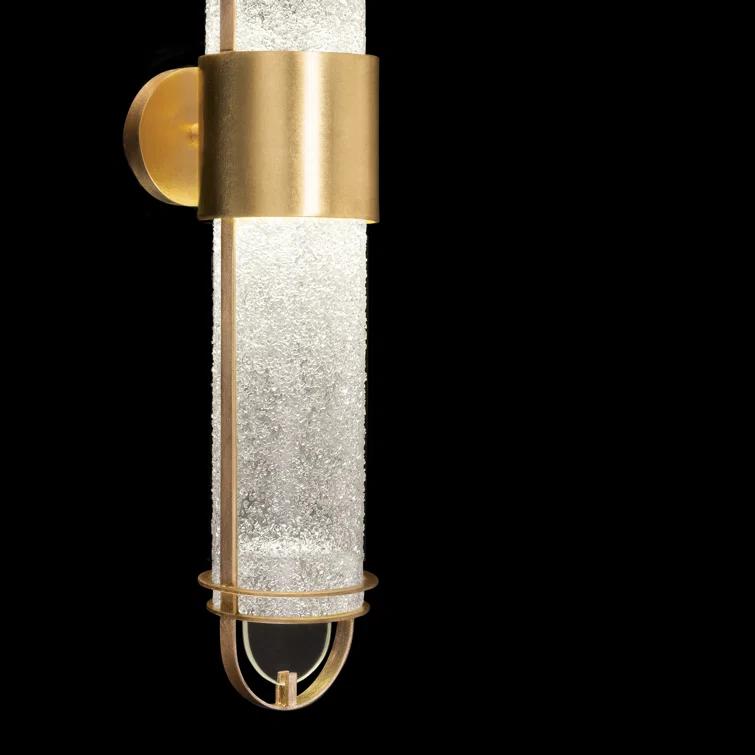 Bond LED Wallchiere