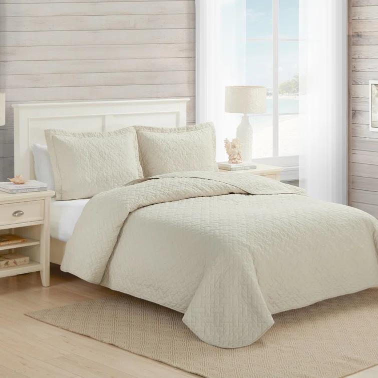 Tommy Bahama Home Tommy Bahama Raffia Solid Cotton Reversible Quilt Set