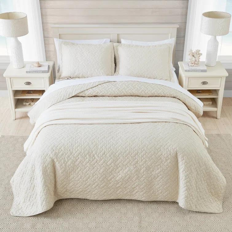 Tommy Bahama Home Tommy Bahama Raffia Solid Cotton Reversible Quilt Set