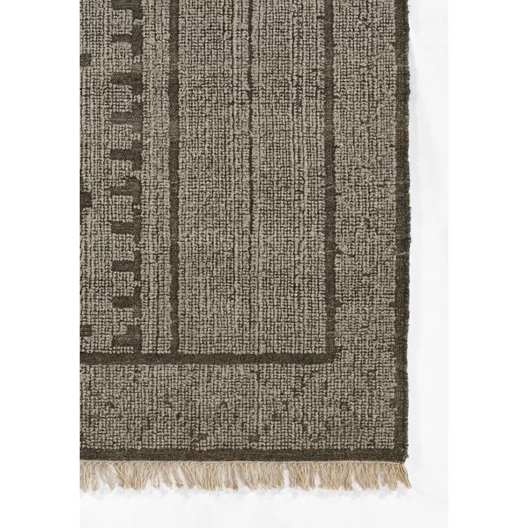 Journee Handwoven Wool Rug - 5' x 8'