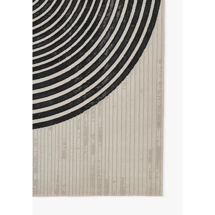 Wade Logan® Chanella Geometric Black/Beige Area Rug