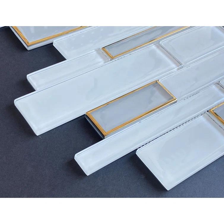 Randow Sized White Glass with Gold Glazed Glass Linear Mosaic Wall Tile