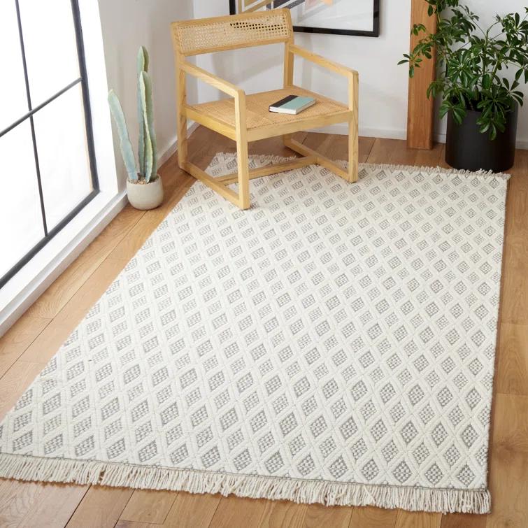 Natura NAT865 Hand Woven Indoor Area Rug - Ivory/Grey - 4'x6' - Safavieh
