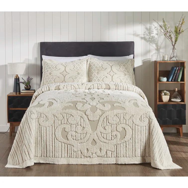 Ashton Collection Chenille Bedspread Set, 100% Cotton Machine Washable Bedding Set, Soft & Breathable Medallion Design Coverlet with Sham, Luxurious All Season Comfort