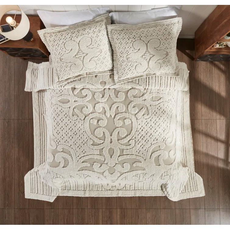 Ashton Collection Chenille Bedspread Set, 100% Cotton Machine Washable Bedding Set, Soft & Breathable Medallion Design Coverlet with Sham, Luxurious All Season Comfort