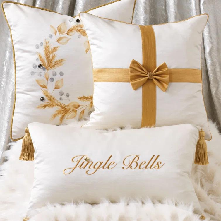 Eastern Accents Holiday Appliqued Throw Pillow