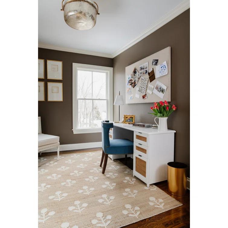 Erin Gates by Momeni Erin Gates by Momeni Orchard Bloom Natural Hand Woven Wool and Jute Area Rug