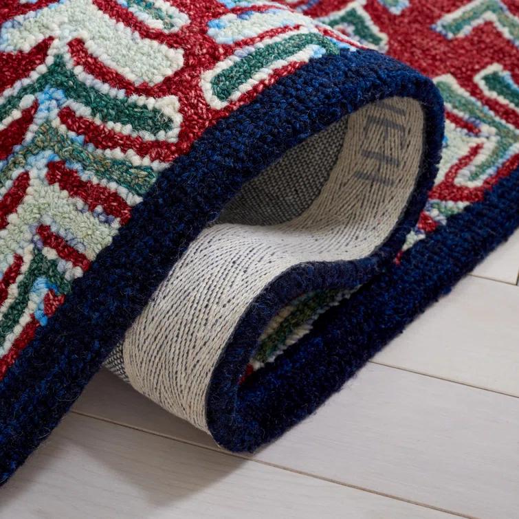 Chaitra Hand Tufted Wool Floral Rug